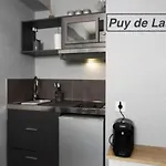 Chaine Des Puys Avec Garages Attenants